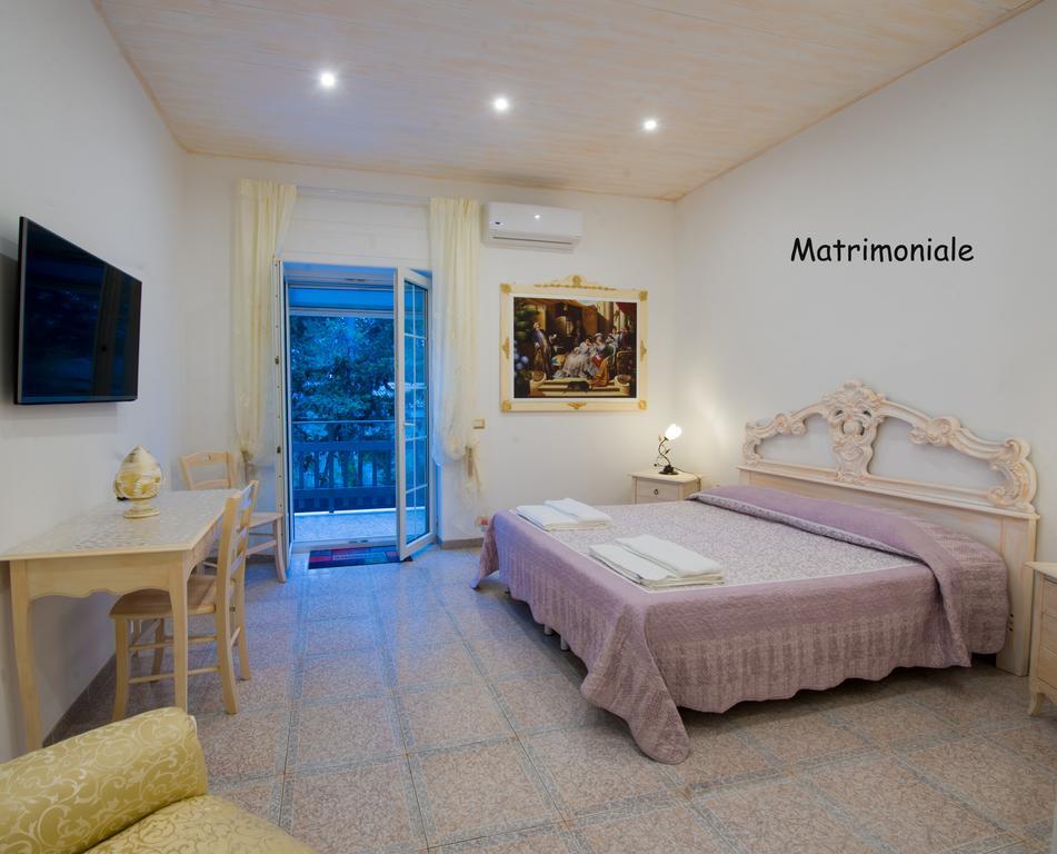 La Cutizza B&B Martina Franca Exterior foto